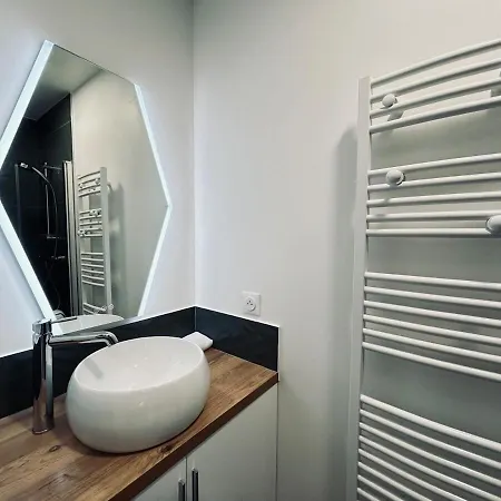 Neufchatel T3 Cocooning Equipe Proche Centre Apartment Reims